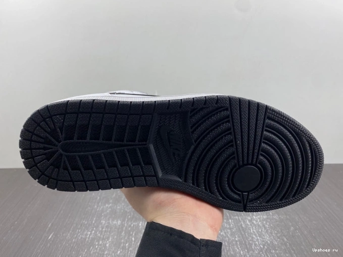Air Jordan 1  DQ8426-132 Mid 0822